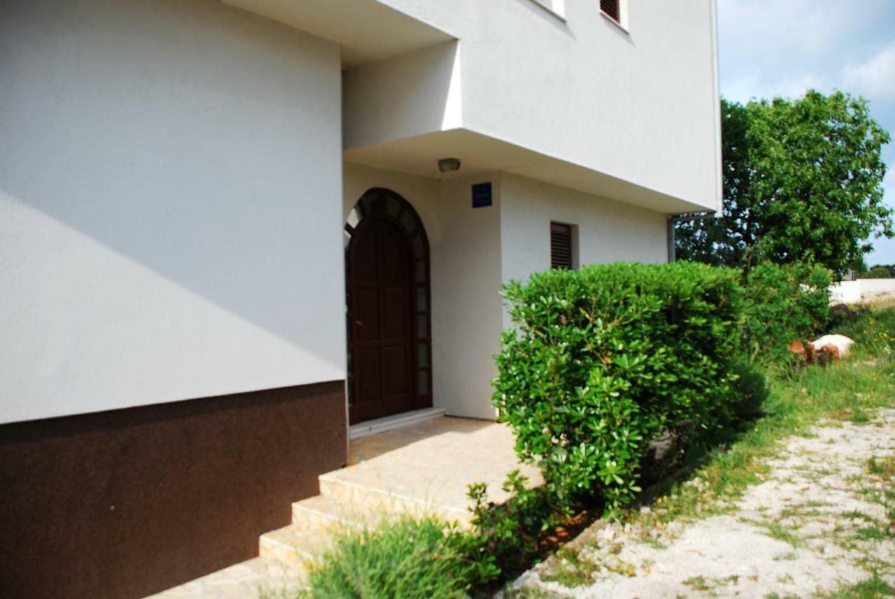 Apartments Delibasic Рогозница Экстерьер фото